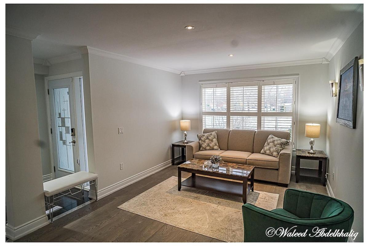Sunroom House - 4 Bedrooms Mississauga Exteriör bild